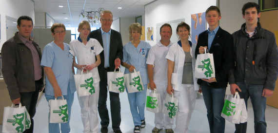 AK-Vizepräsident Franz Gosch und Team besuchten u.a. die Bediensteten im Neurologischen Zentrum Kapfenberg. 