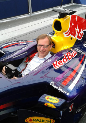 Landesrat Dr. Christian Buchmann freut sich über die Bilanz des Formel 1-Comebacks in der Steiermark
