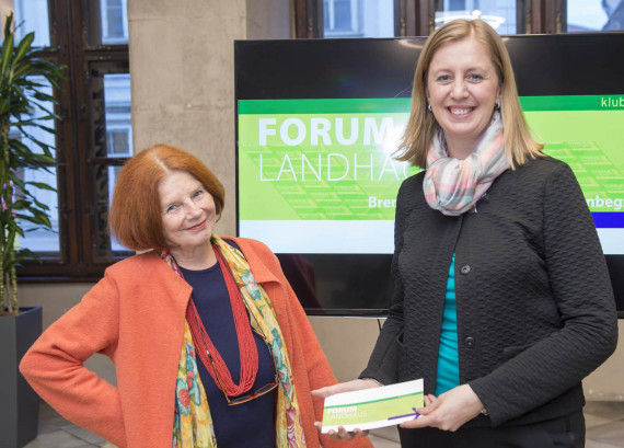 Forum Landhaus: Thema Brennpunkt Schule: Erziehung inbegriffen