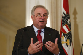 Landeshauptmann Hermann Schützenhöfer   © Foto: steiermark.at/Scheriau