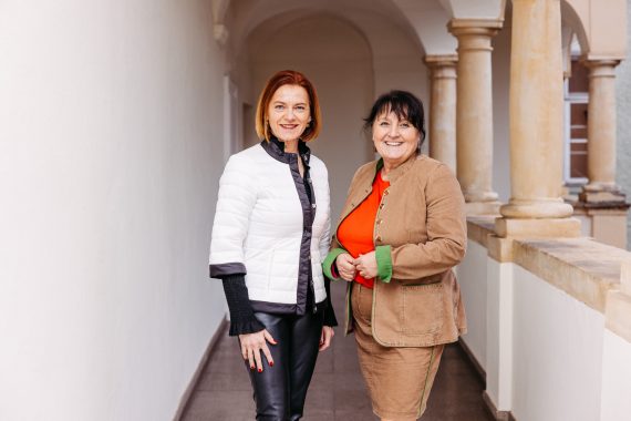 Energielandesrätin Simone Schmiedtbauer und Landeshauptmann-Stv. Manuela Khom © StVP