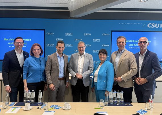 Delegation mit CSU Generalsekretär Martin Huber